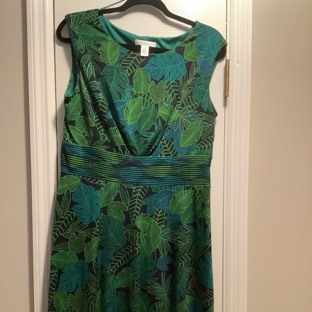 London Times 14 petite Green, Black, dark teal a-line dress